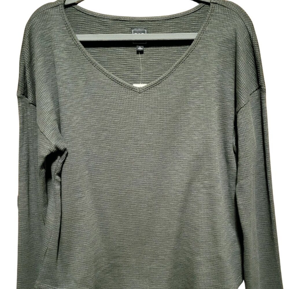 GAP Waffle Knit V-Neck Pullover Long Sleeve Top - NWT - Size L